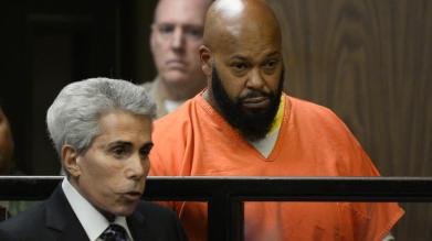 Suge Knight in Court As His Lawyer Represents Him.